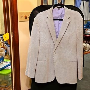 Unworn Tailored fit Jo's A Bank jacket size 44